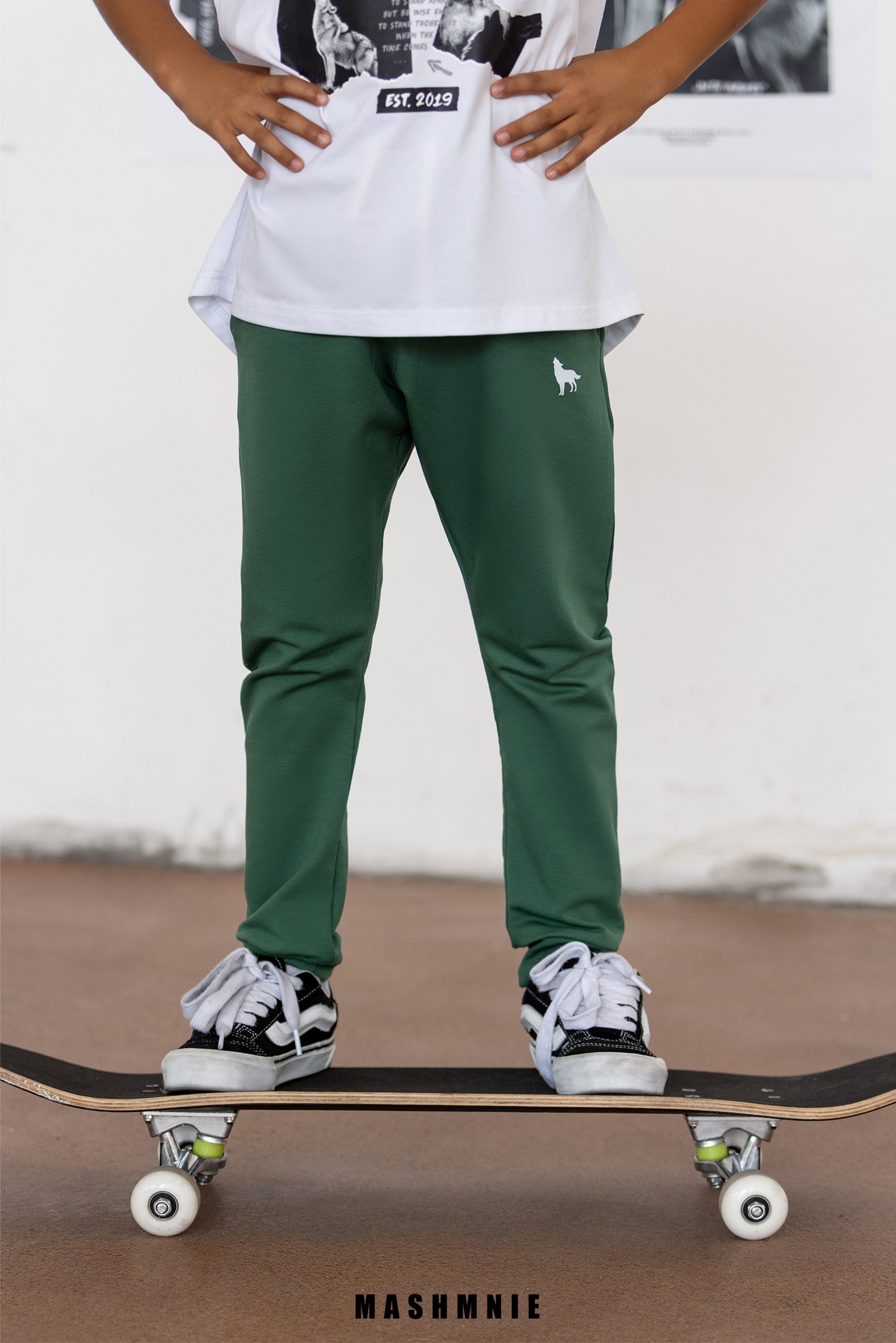 Spodnie dresowe chłopięce MashMnie – zielone