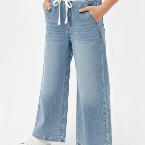 Jeansowe spodnie dziewczęce z regulacją w pasie