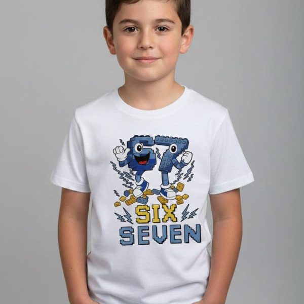 Bawełniana koszulka chłopięca z nadrukiem 67 - biała