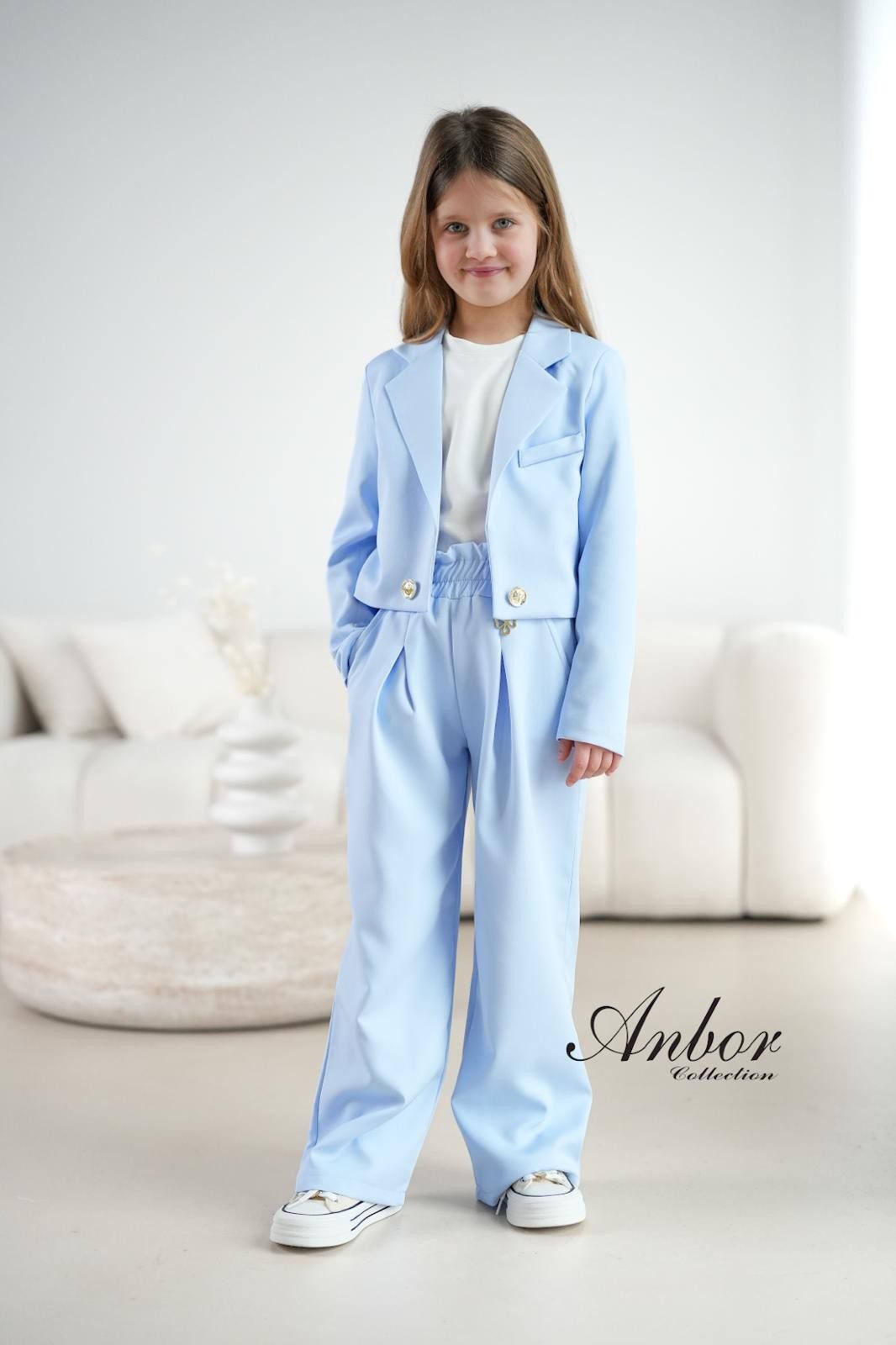 Komplet dziewczęcy elegancki niebieski Anbor – marynarka i spodnie