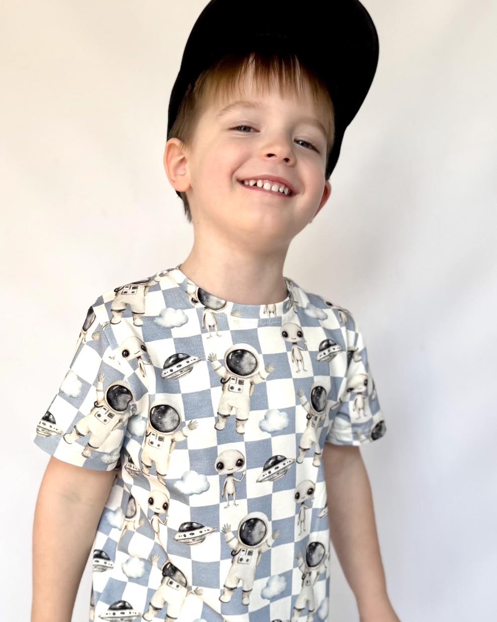 T-shirt CHRISMA – KOSMITA niebieski