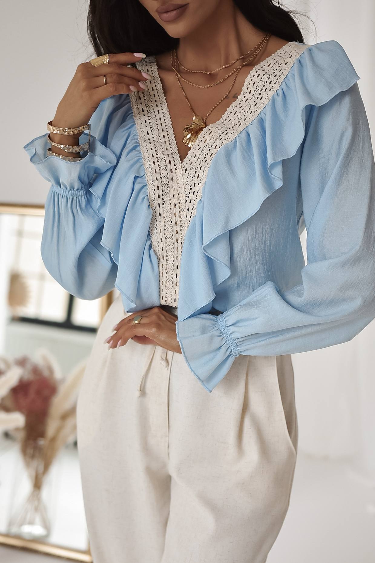 Bluzka damska z żabotem XANA