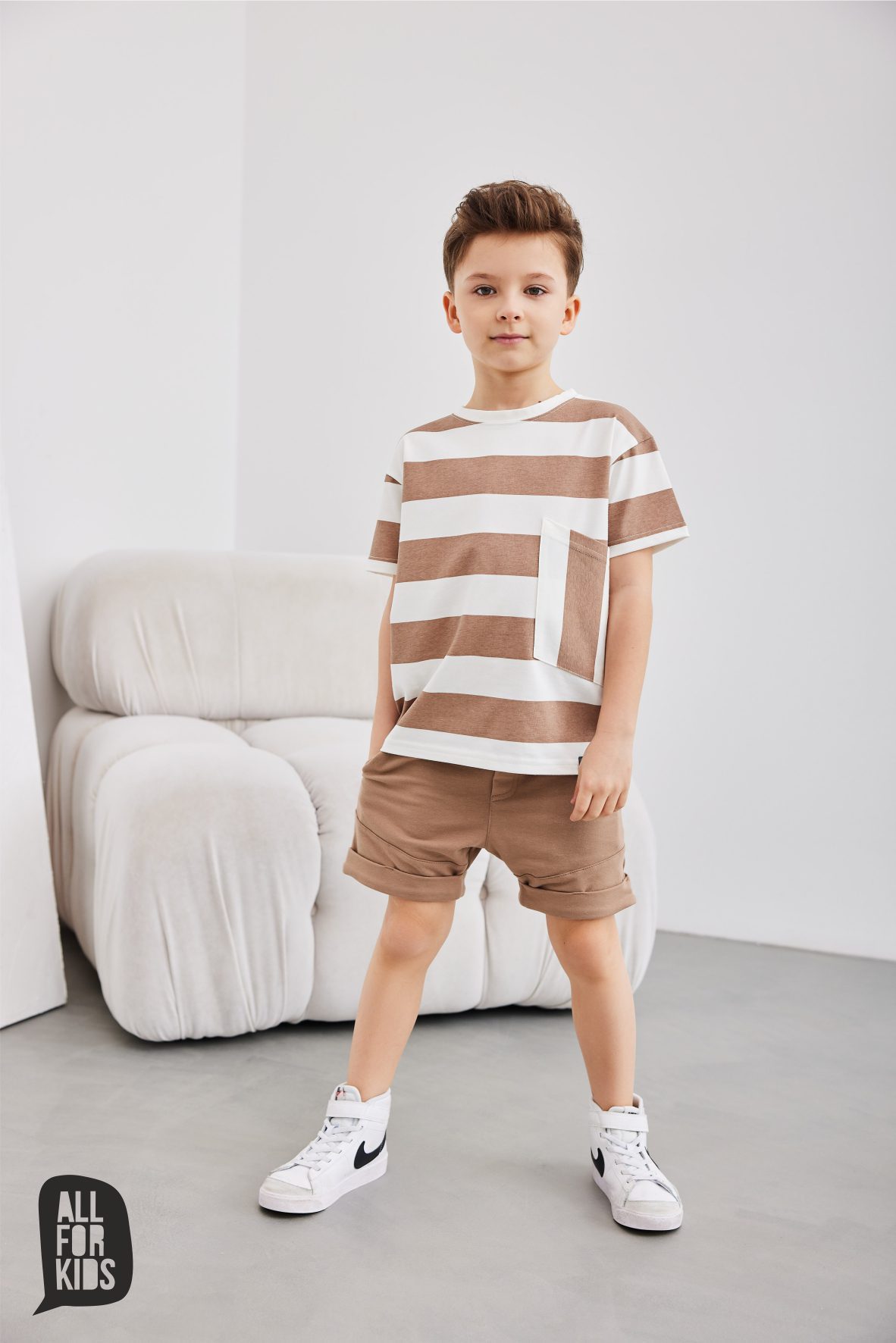 Krótkie spodenki All For Kids z kieszeniami – kolor beż/nude