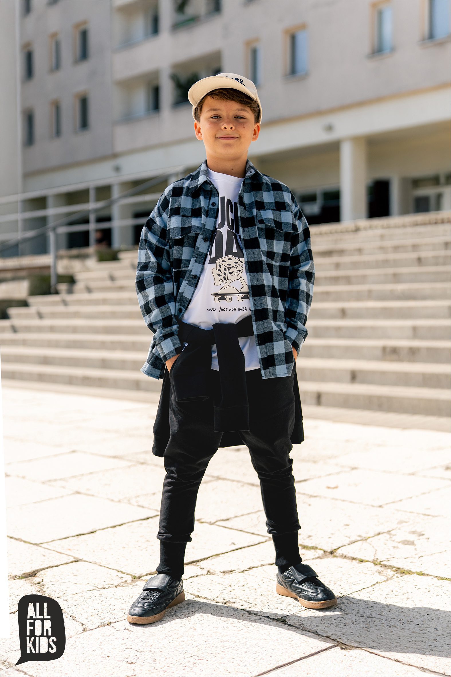 Spodnie dresowe All for kids – CZARNY