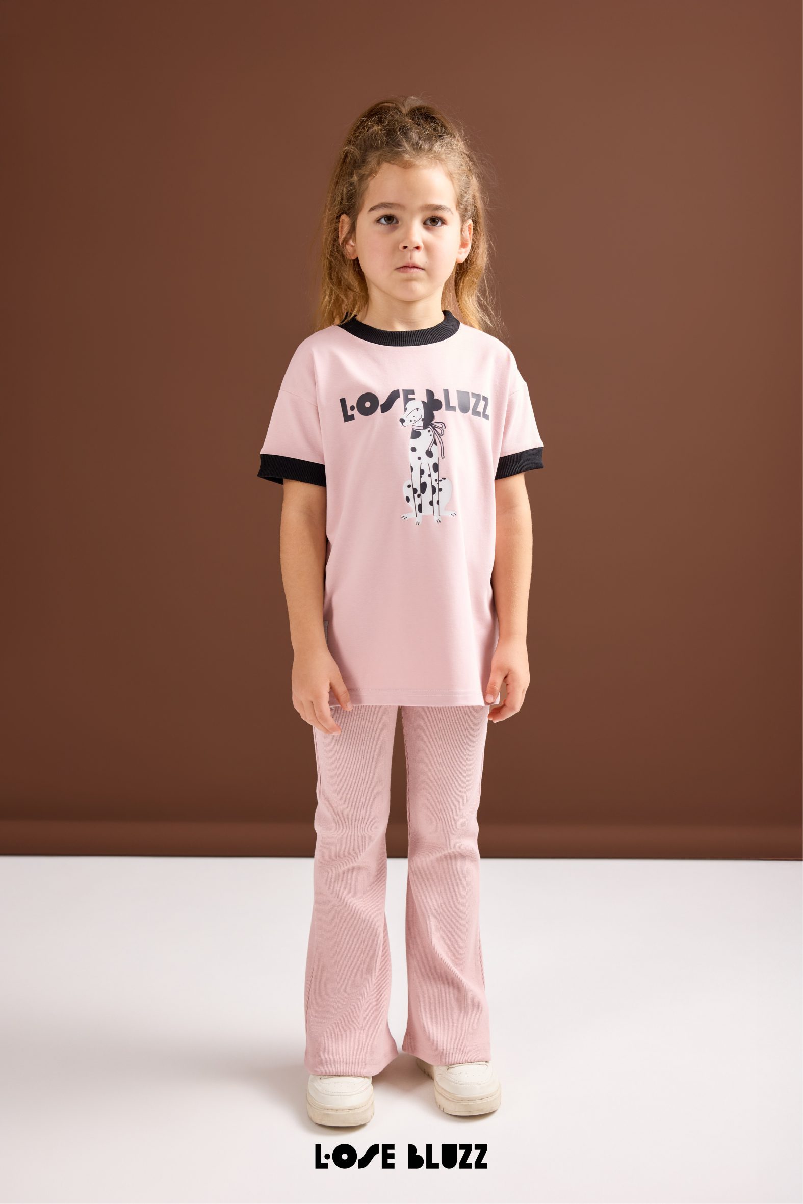 Spodnie dzwony dla dziewczynki – prążek różowe – Loose Bluzz