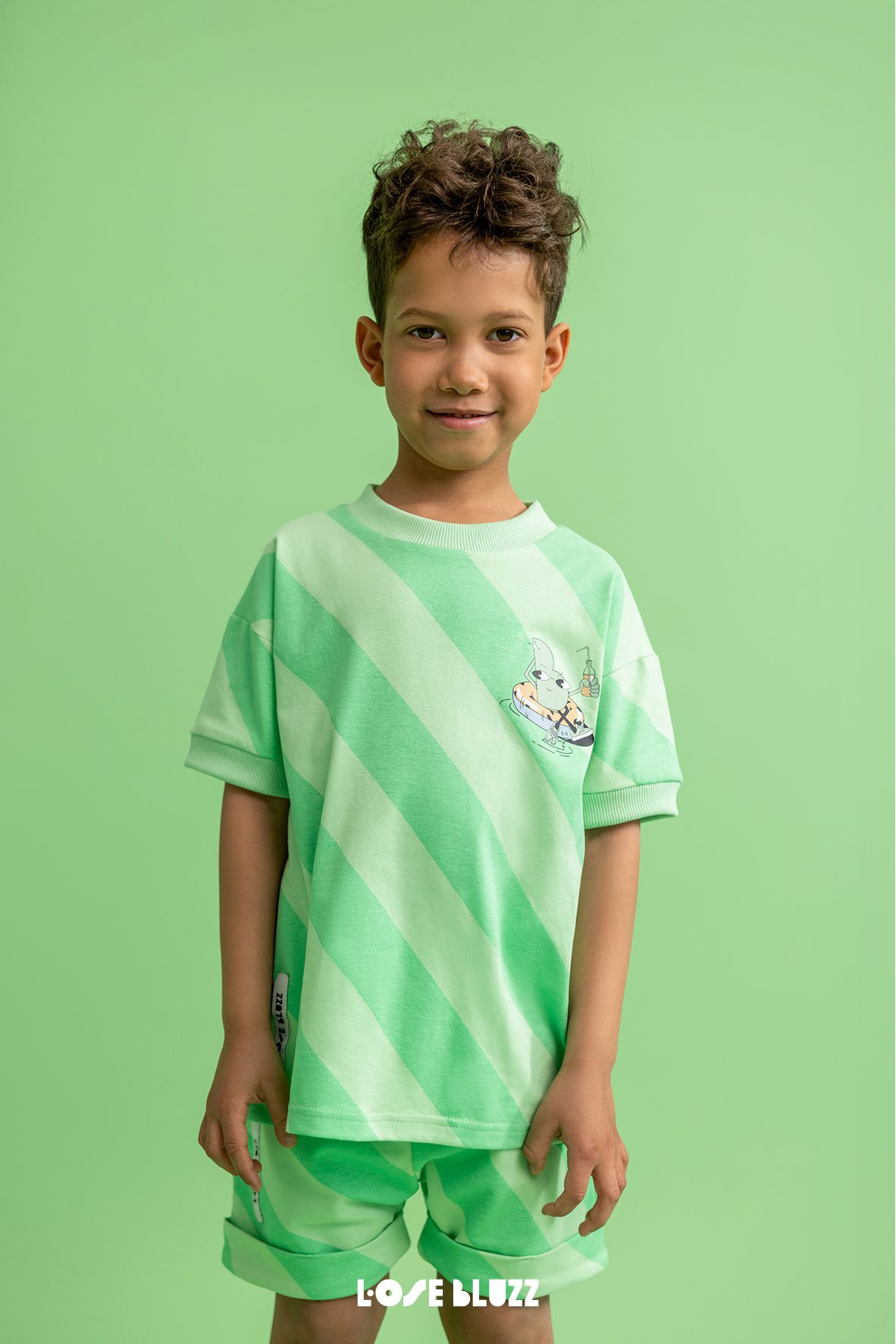 T-shirt w paski Loose Bluzz zielony