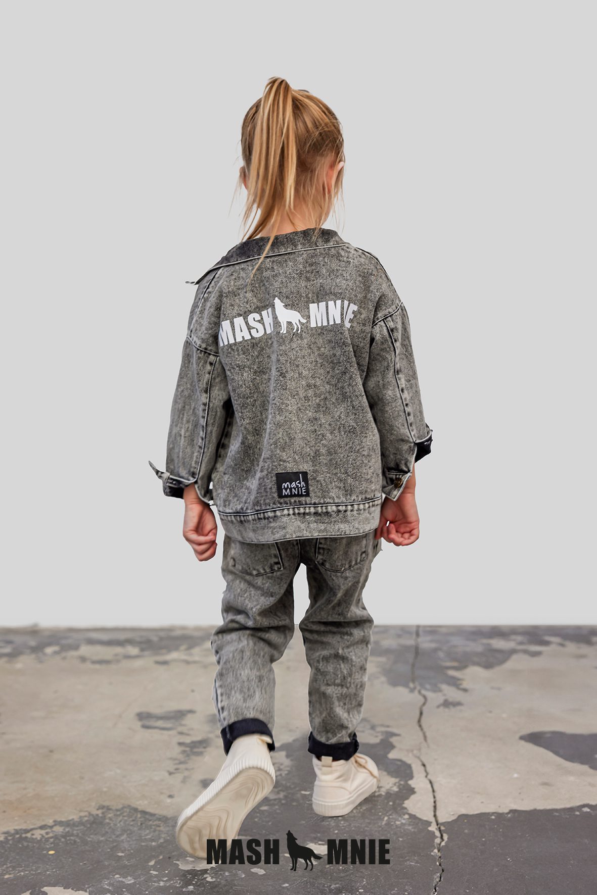 MashMnie kurtka katana jeansowa grafitowa - obrazek 3