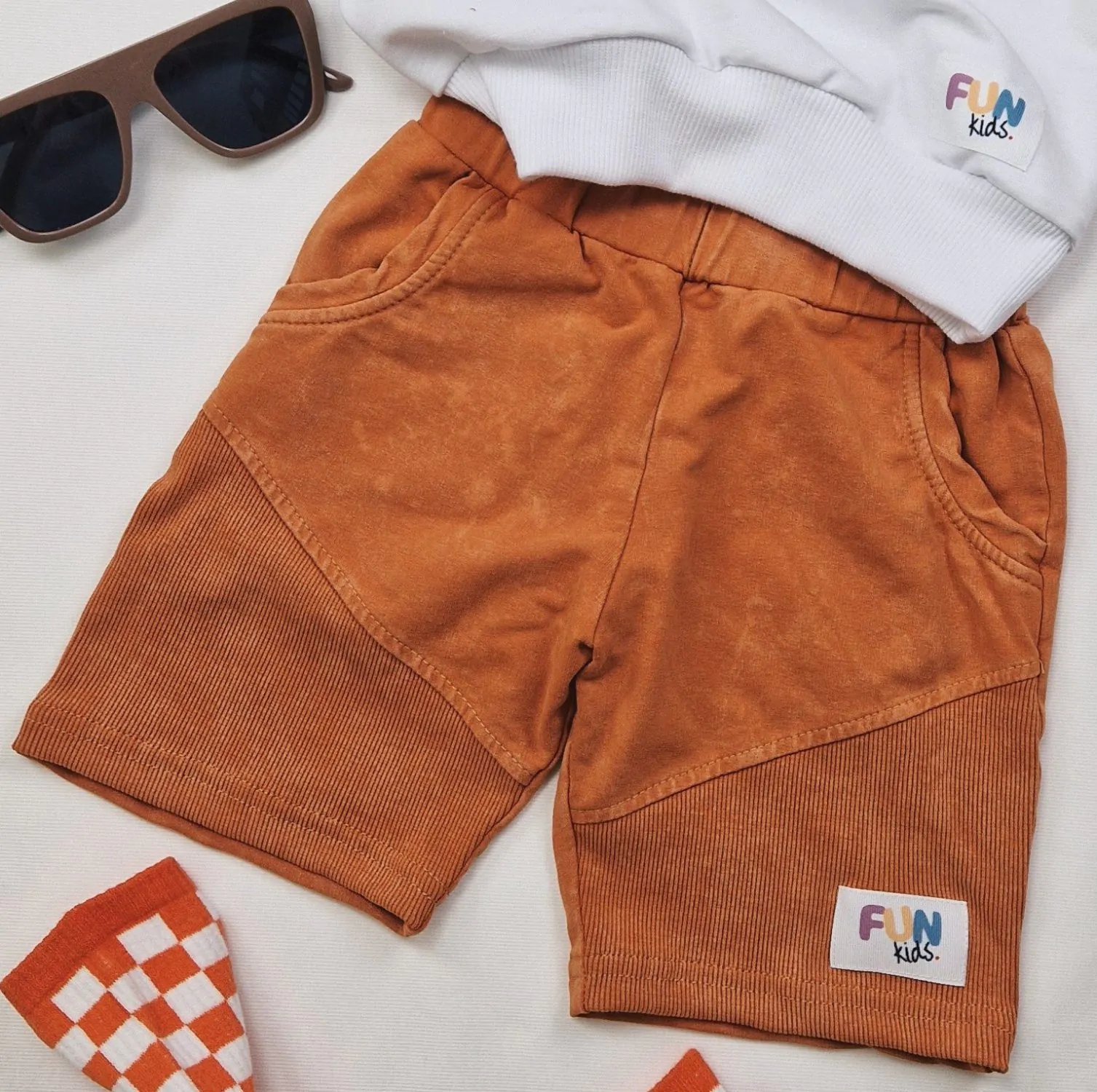 Szorty FUN KIDS dekatyzowane POMARAŃCZOWE